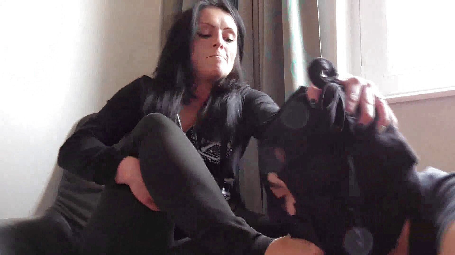 Mistress Ronja’s Dominant Foot Worship and Humiliation