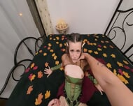 TV Porn Show Scene: Fighting Side By Side with Selena Love as Hobbit’S Tauriel Make You Hungry of Her Pussy