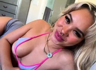 Latina Scene: Trying Sex with Hot Latina Step Sister ~ Luna Luxe ~