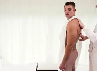 DILF and hot jock in a raw adult encounter