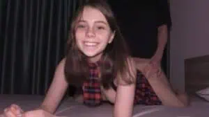 School Girls Scene: She Just Turned 18 – Tight School Girl Was Too Good to Resist