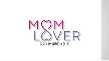 Jade Maris and Millie Morgan Dive Into a Rough Sweaty Threesome