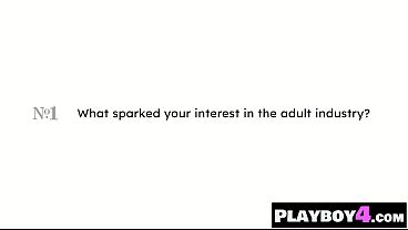 Arab MILF Sarah: Post-Interview Arabic Passion Clip