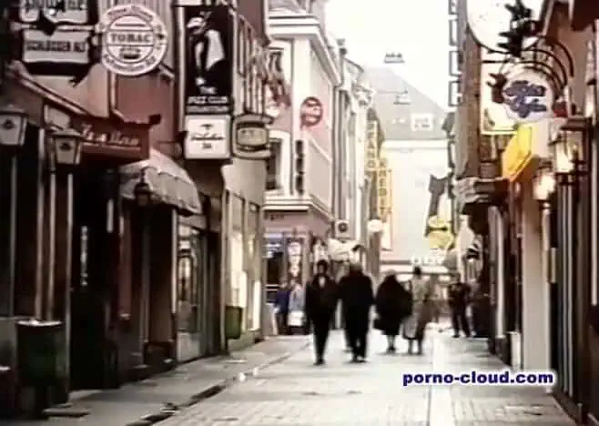 Wellcome in my ass and pussy
